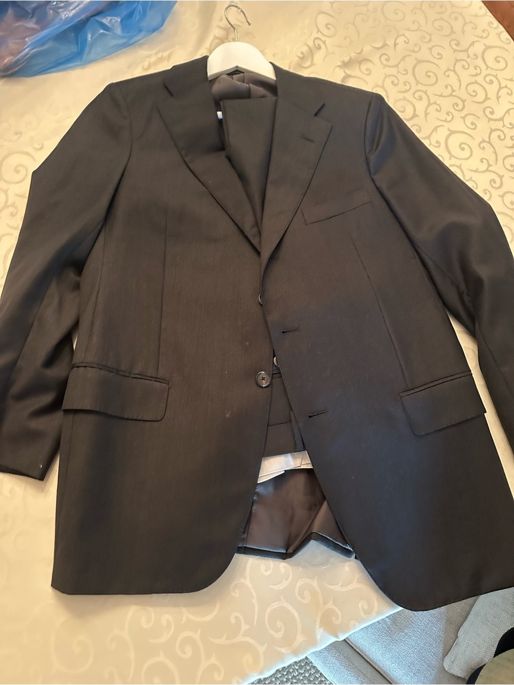 Men's Black Two-Button Blazer and suit pants Loro piana